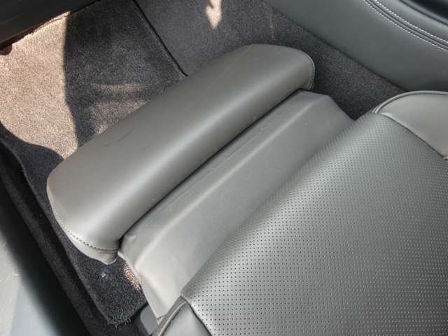 NISSAN CIMA HYBRID 2017