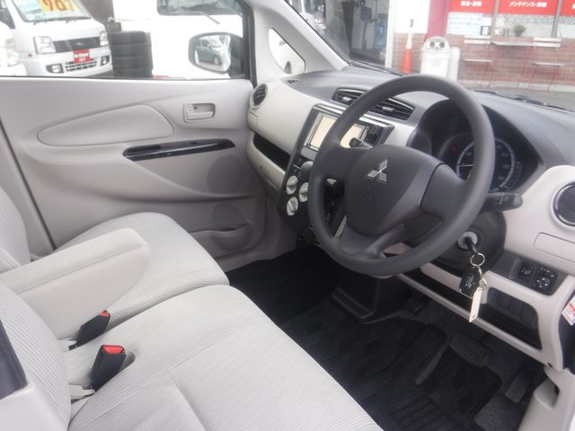 MITSUBISHI eK WAGON 2014