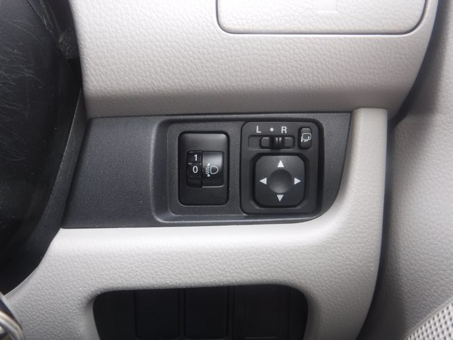 MITSUBISHI eK WAGON 2014