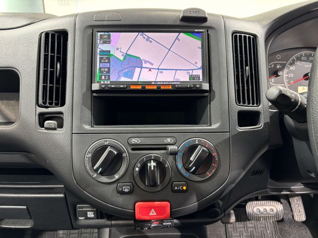 NISSAN NV150 AD 4WD 2018