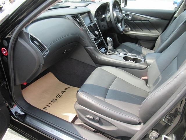 NISSAN SKYLINE HYBRID 2019