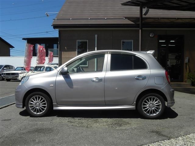 NISSAN MARCH 2010