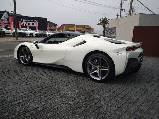 FERRARI FERRARI SF90 Stradale 2022