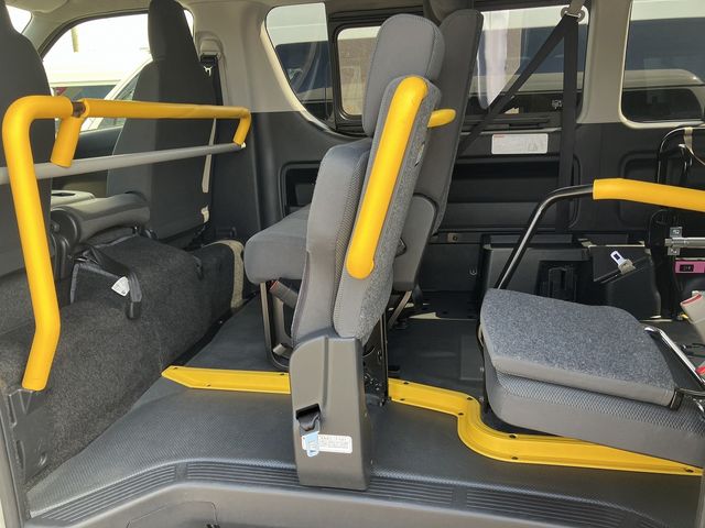 TOYOTA REGIUSACE van 4WD 2019