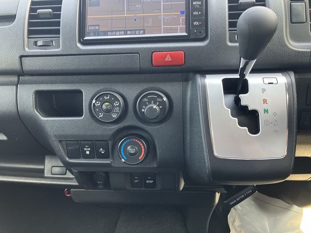 TOYOTA REGIUSACE van 4WD 2019