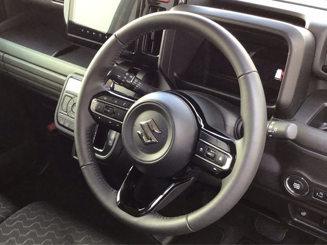 SUZUKI Spacia GEAR 2024