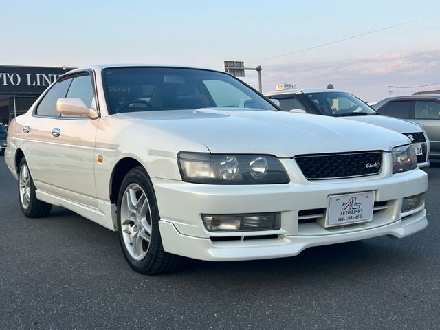NISSAN LAUREL 2000