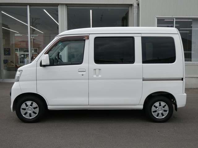 DAIHATSU HIJET CARGO 4WD 2013