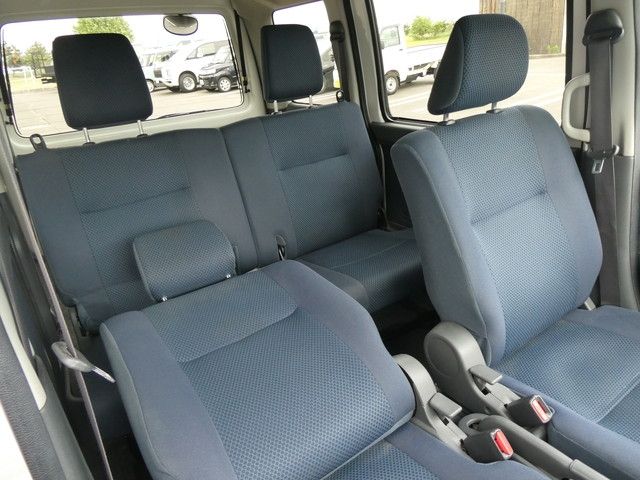 DAIHATSU HIJET CARGO 4WD 2013