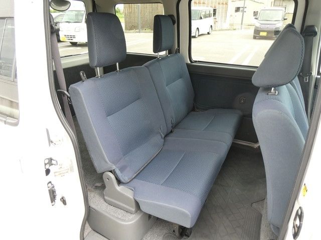 DAIHATSU HIJET CARGO 4WD 2013