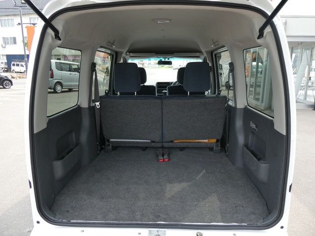 DAIHATSU HIJET CARGO 4WD 2013