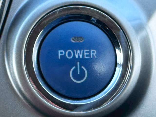 TOYOTA PRIUS Alpha 2015