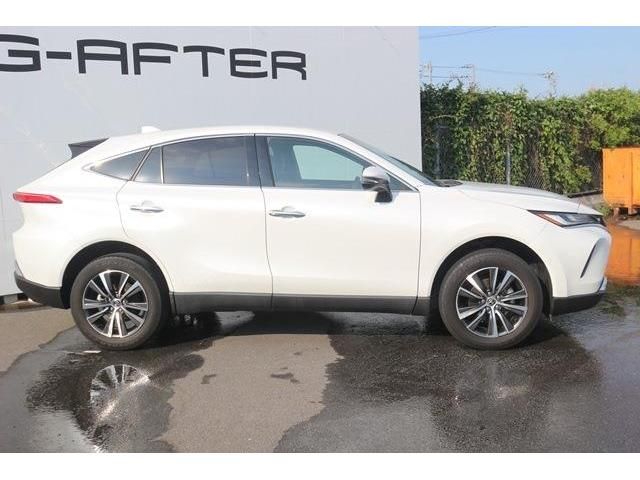 TOYOTA HARRIER 2WD 2023