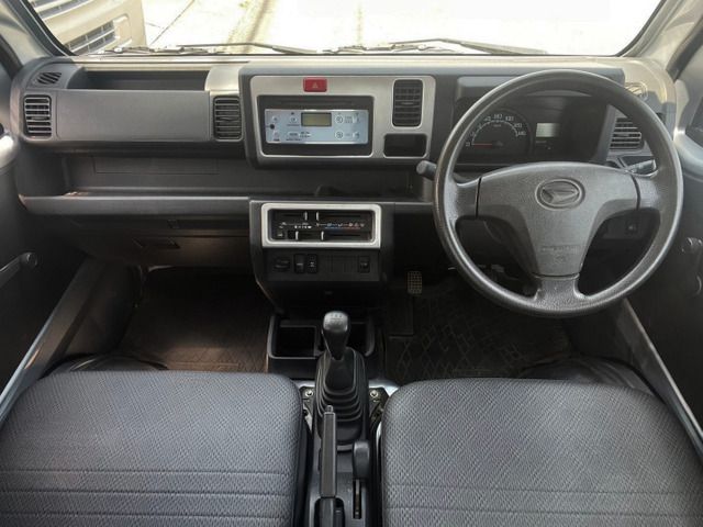 DAIHATSU HIJET truck 4WD 2016