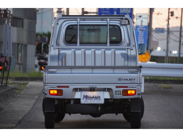 DAIHATSU HIJET truck 4WD 2016