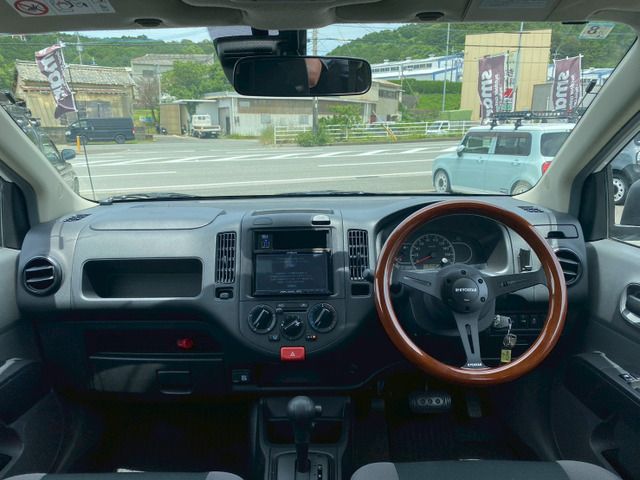 NISSAN NV150 AD 2WD 2017