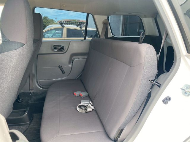 NISSAN NV150 AD 2WD 2017