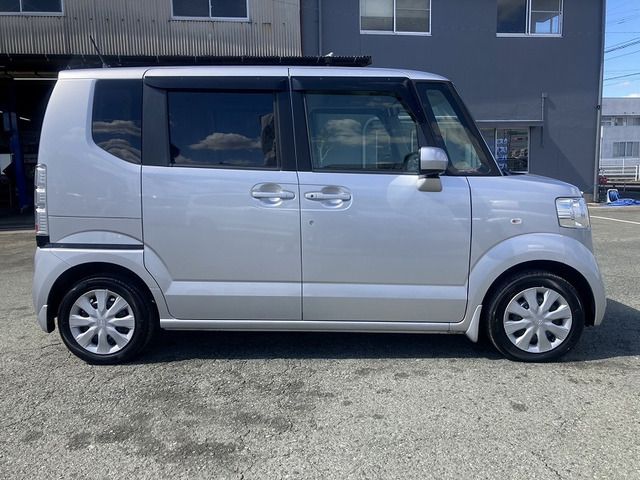 HONDA N BOX 2016
