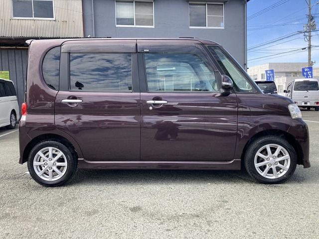 DAIHATSU TANTO 2012