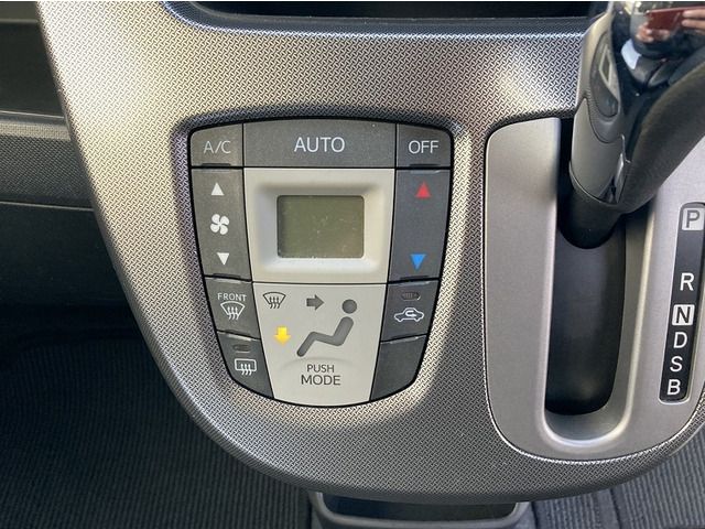 DAIHATSU MOVE CUSTOM 2013