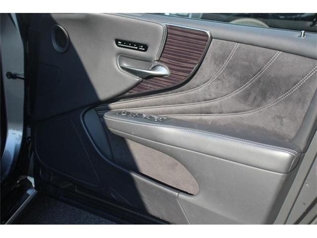 TOYOTA LEXUS LS500h 4WD 2018