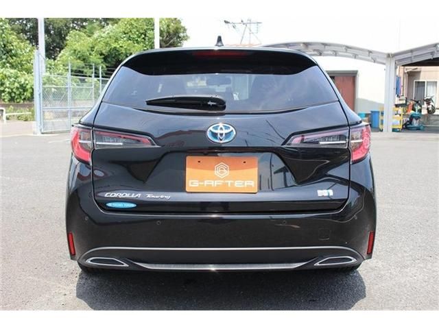 TOYOTA COROLLA TOURING HYBRID 2022