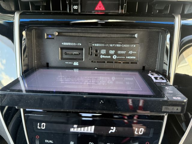 TOYOTA HARRIER 2WD 2015