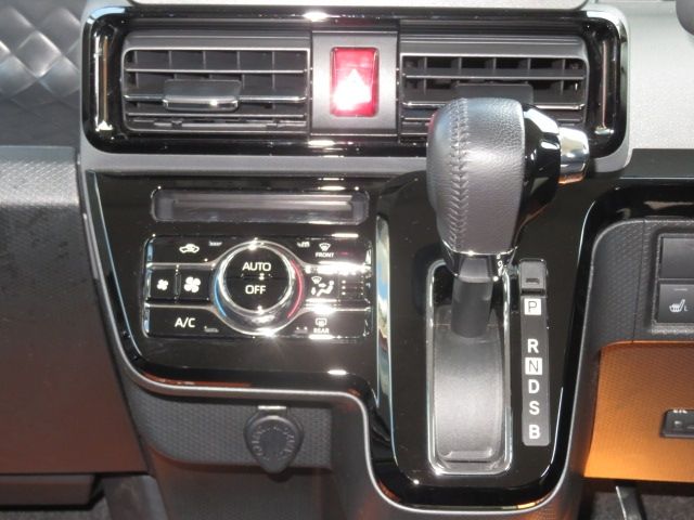 DAIHATSU TANTO CUSTOM 2019