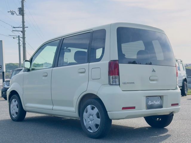 MITSUBISHI eK WAGON 2004