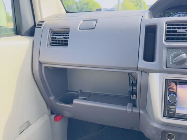 MITSUBISHI eK WAGON 2004