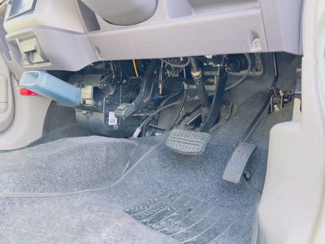 MITSUBISHI eK WAGON 2004