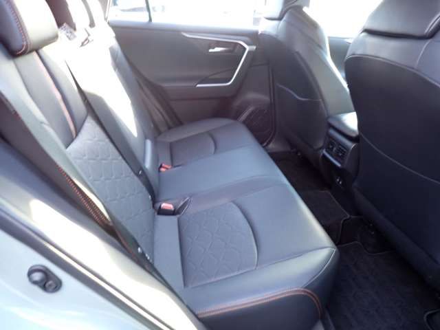 TOYOTA RAV4 4WD 2019