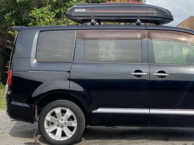 MITSUBISHI DELICA D:5 4WD 2009