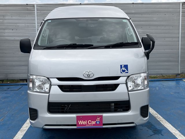 TOYOTA HIACE van 4WD 2020