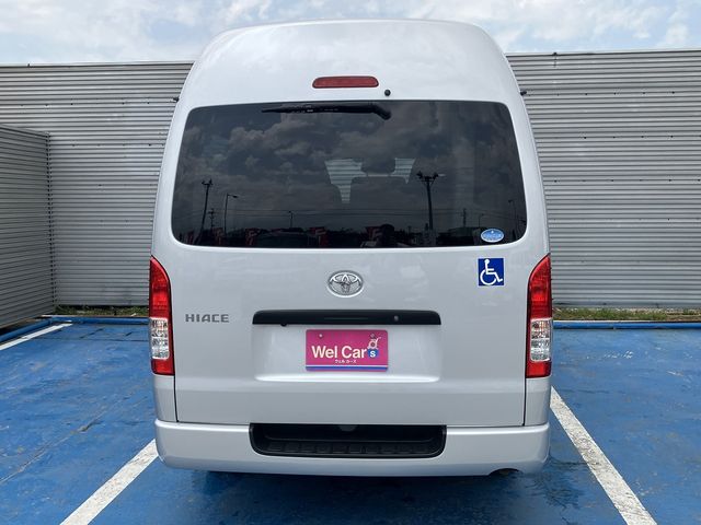 TOYOTA HIACE van 4WD 2020
