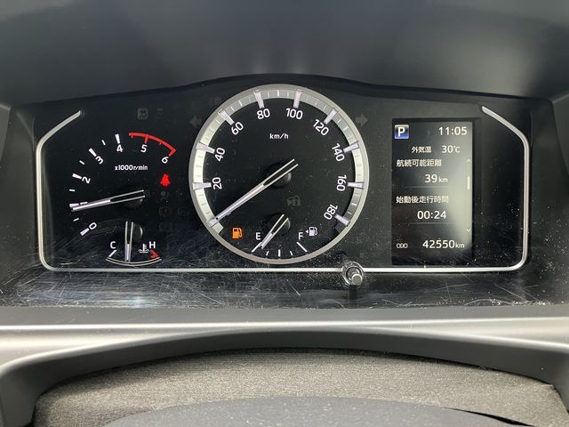 TOYOTA HIACE van 4WD 2020