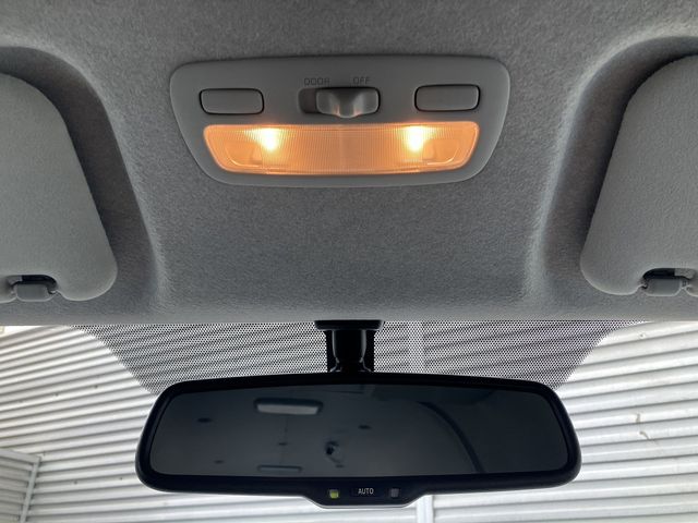 TOYOTA HIACE van 4WD 2020