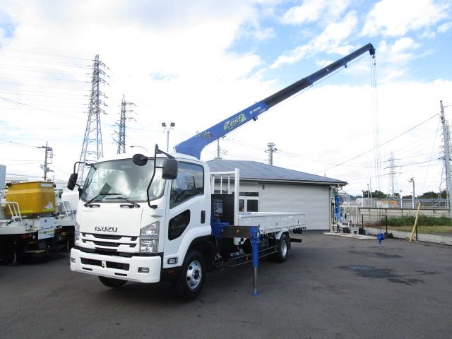 ISUZU FORWARD 2015