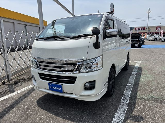 NISSAN NV350 CARAVAN 4WD 2014