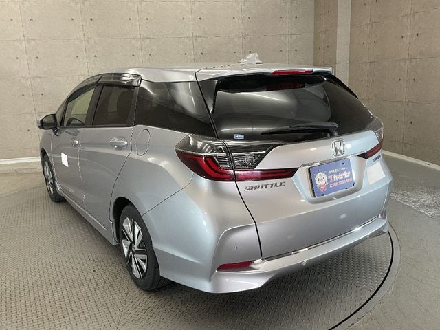 HONDA SHUTTLE HYBRID 2021