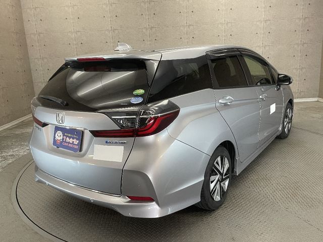 HONDA SHUTTLE HYBRID 2021
