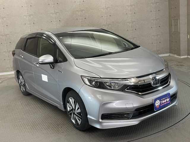 HONDA SHUTTLE HYBRID 2021