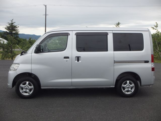 TOYOTA LITEACE van 4WD 2020