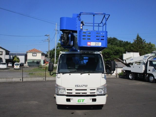ISUZU ELF 2014