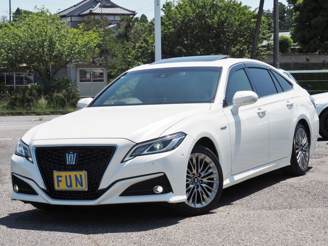 TOYOTA CROWN sedan hybrid 2018