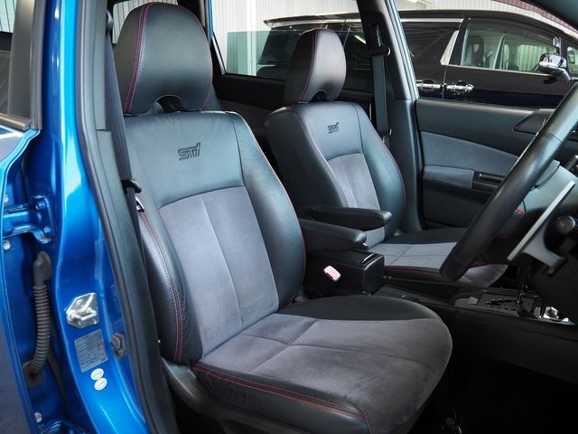 SUBARU EXIGA 4WD 2012