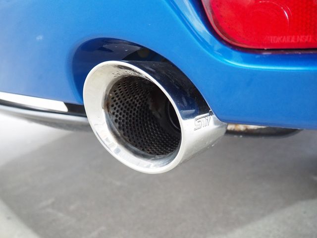 SUBARU EXIGA 4WD 2012