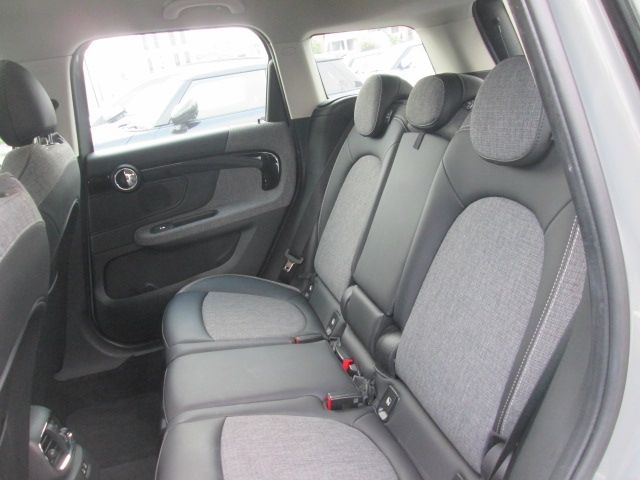 BMW MINI COOPER D CROSSOVER 2022