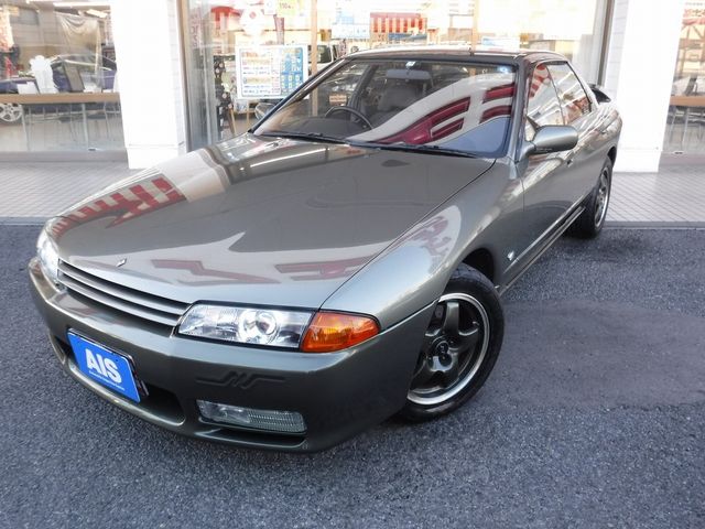 NISSAN SKYLINE GT-R sedan 1993