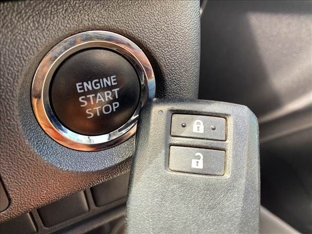 TOYOTA REGIUSACE van 4WD 2015